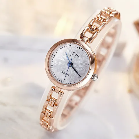 Women Elegant Round Quartz Watch Slim Metal Chain Bracelet Analog Wristwatch Stylish Jewelry Fashion Timepiece Lady Accessories