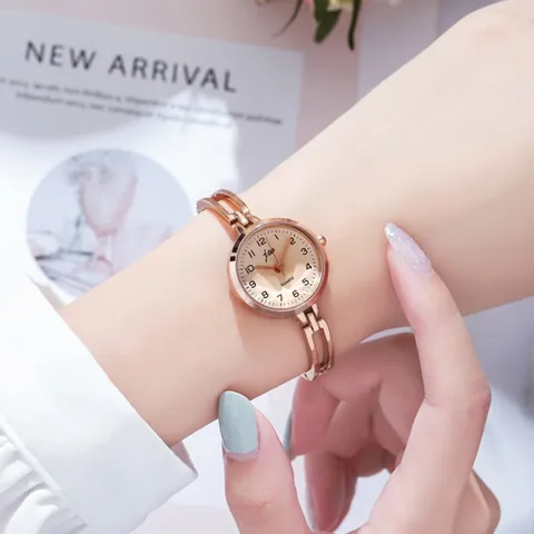 Women Vintage Quartz Watch Rose Gold Alloy Bracelet Strap Waterproof Fashion Jewelry Watch Elegant Arabic Numerals Wristwatch