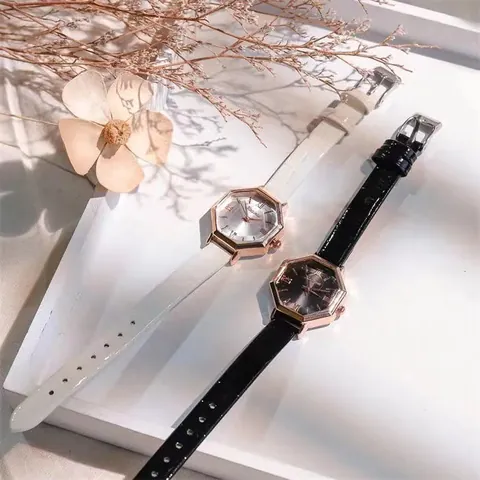 Women's Fashion Octagon Quartz Watch Set With Daisy Bracelet And Rings Leather Strap Roman Numerals Dial Rose Gold Case Jewelry Gift