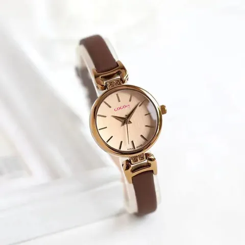 Women Fashion Quartz Watch Minimalist Round Dial Leather Strap Elegant Ladies Wristwatch Analog Timepiece Rhinestone Accents