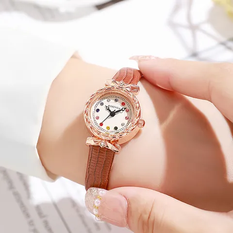 Women Fashion Quartz Watch Vintage Round Small Dial Alloy Case PU Leather Strap Colorful Rhinestone Markers Lady Wristwatch