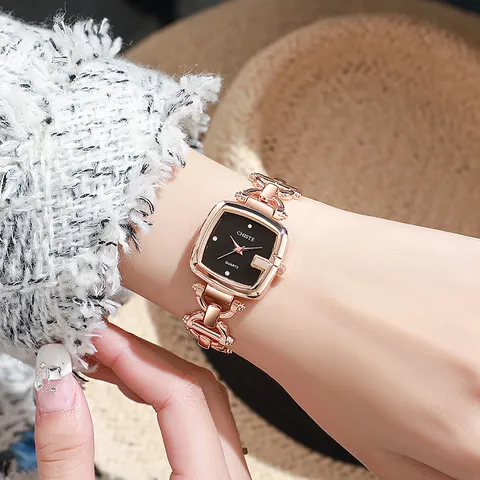 Women Fashion Square Quartz Watch Luxury Alloy Chain Strap Rhinestone Decor Minimalist Simple Style Elegant Dress Wristwatch