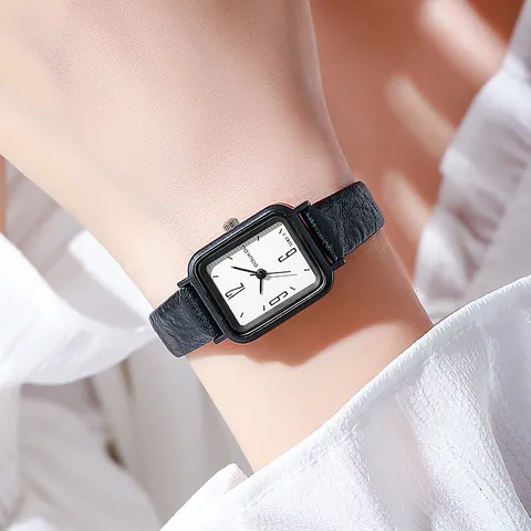 Orologio al Quarzo Donna Cassa Quadrata Retrò Con Cinturino in Pelle PU Orologio da Polso Analogico Minimalista per Studenti Ufficio