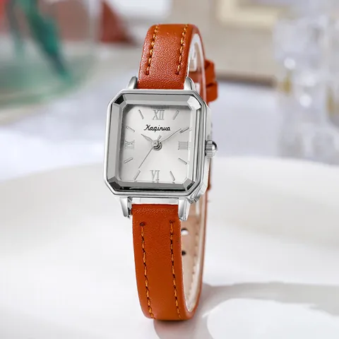 Orologio al Quarzo Quadrato da Donna Vintage Minimalista Quadrante con Numeri Romani Cinturino in Pelle PU Orologio Rettangolare