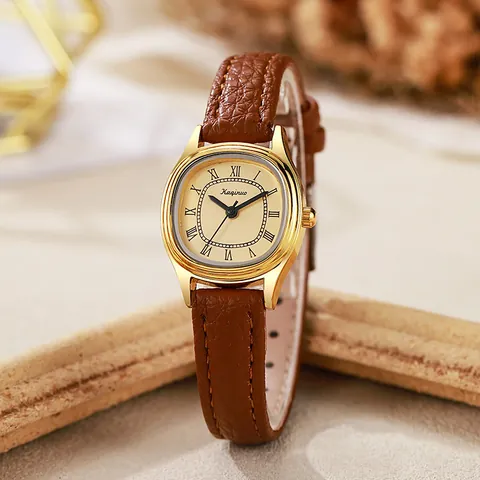 Vintage Oval Women Quartz Watch With Roman Numerals Alloy Case PU Leather Strap Elegant Ladies Wristwatch Small Dial Retro