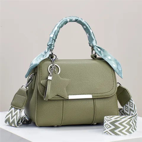 Damen Mode Litschitextur PU Leder Umhängetasche Mit Satin-Schal Griff Sternanhänger Breite Riemen Crossbody Tasche Handtasche