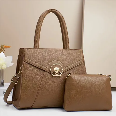 Set di Borse a Mano e Tracolla da Donna in Pelle PU a Grana con Serratura in Metallo Dorato e Piccola Pochette a Zip