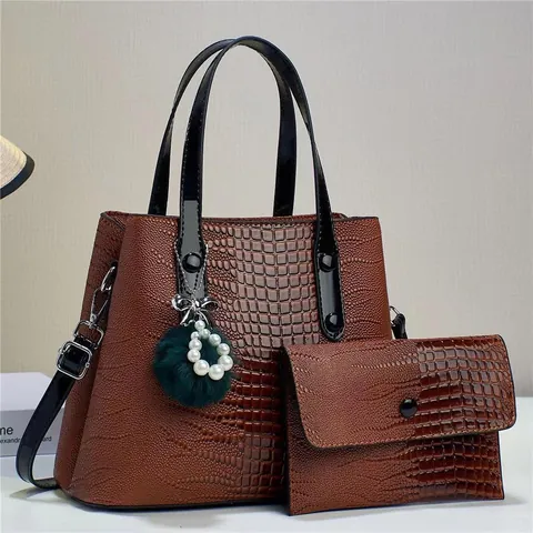 Juego de Bolsos de Cuero PU con Relieve de Cocodrilo para Mujer 2 Piezas Bolso de Mano Con Cartera a Juego Colgante de Peluche