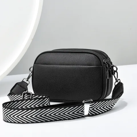 Damen PU-Leder Umhängetasche Drei Schichten Reißverschluss Kameratasche Breiter Geometrischer Gurt Kleine Schultertasche Casual Täglich Reisen