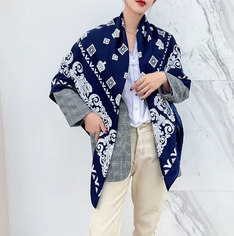 Barokke Kroonprint Grote Vierkante Sjaal Voor Dames Elegante Satijnen Omslagdoek Polyester Hals Hoofddoek Zonbescherming Mode Wikkel
