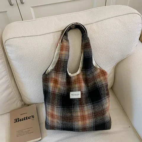 Women's Vintage Plaid Woolen Tote Bag Large Capacity Canvas Shoulder Bag Preppy Style Checkered Handbag For School Daily Commute
