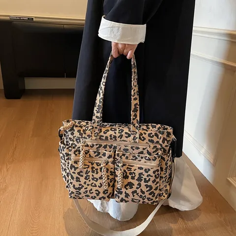 Grand Sac Fourre-tout en Velours Côtelé Imprimé Léopard pour Femmes Mode Sac à Bandoulière Multi Poches Avec Sangle Réglable