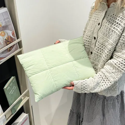 Custodia per Laptop Trapuntata Puffer Borsa Impermeabile Imbottita Minimalista Stile Urbano Tessuto Morbido Custodia Protettiva da Donna