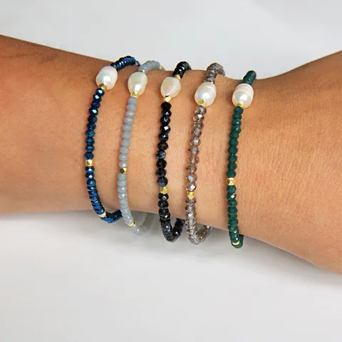 Natuurlijke Zoetwaterparel Kralen Armband Voor Vrouwen Handgemaakte Gefacetteerde Kristal Elastische Armband Gouden Tussenkralen Minimalistische Sieraden