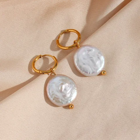 Titaniumstaal 18K Vergulde Hoepel Oorbellen Met Natuurlijke Zoetwater Barok Kunstparel Hanger Voor Vrouwen Vintage Sieraden