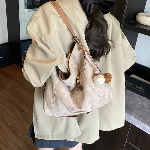 Women Large Capacity Tote Bag Soft PU Suede Hobo Shoulder Bag With Plush Ball Pendant Contrast Stitching Vintage Commuter Bag