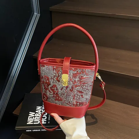 Sac Seau Brodé Nouveau Style Chinois Femme en Cuir PU Rétro Sac à Main Bandoulière Rouge Vin Ethnique Tote Bag