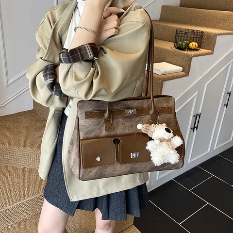 Sac à Main Fourre-tout Vintage en Cuir PU pour Femmes Grande Capacité avec Poches Multiples Serrure Tournante Chic