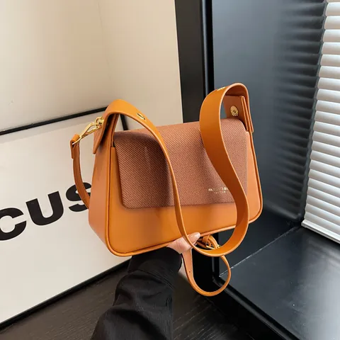 Retro Splicing PU Leather Shoulder Bag For Women Casual Spliced Fabric Flip Square Crossbody Bag With Gold Hardware Fashion Handbag