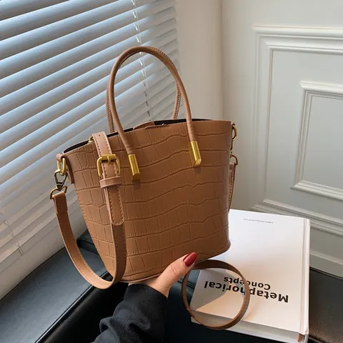 Bolso de Cubo de Cuero PU Vintage con Relieve de Cocodrilo para Mujer Bolso de Hombro Cruzado Minimalista con Herrajes Dorados Uso Diario