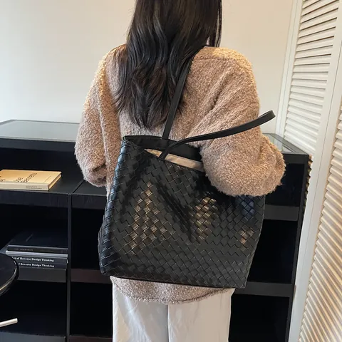 Women Vintage Woven PU Leather Tote Bag Large Capacity Contrast Color Shoulder Bag Commuting Office Casual Fashion Bag