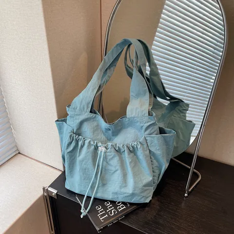 Women Large Capacity Nylon Tote Bag Fashion Wrinkled Drawstring Shoulder Bag Minimalist Casual Daily Commute Handbag