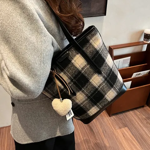 Large Capacity Women Tote Bag Tweed Plaid Zebra Pattern Shoulder Bag With Heart Plush Pendant Casual Commuting Handbag For Autumn Winter