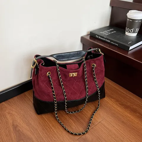 Vintage Rhombic Quilted Tote Bag For Women PU Suede Splicing Chain Shoulder Bag Large Capacity Handbag Gold Metal Lock