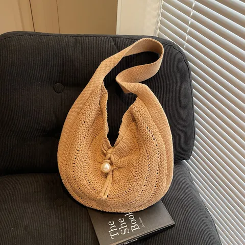 Large Capacity Women Knit Straw Shoulder Bag Handmade Crochet Hobo Bag With Artificial Pearl Button Casual Summer Vacation Tote