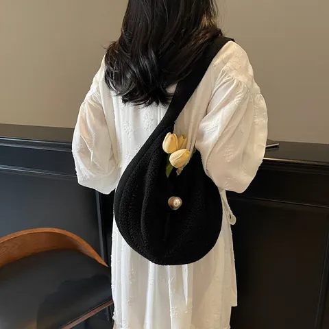 Large Capacity Women Knit Straw Shoulder Bag Handmade Crochet Hobo Bag With Artificial Pearl Button Casual Summer Vacation Tote