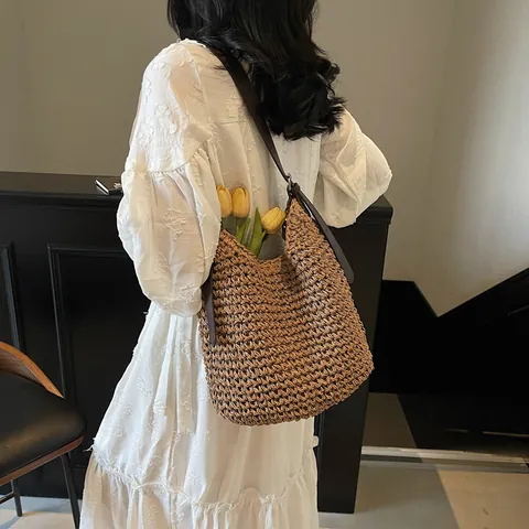 Damen Sommer Stroh Gewebte Schultertasche Große Kapazität Strand Urlaub Tote Mit Verstellbarem Lederriemen Handgefertigte Hobo Tasche