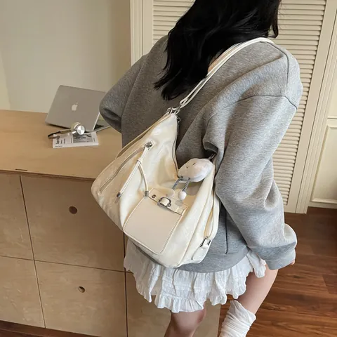 Bolso Tote de Cuero de PU Plisado de Gran Capacidad para Mujer Color Sólido Hobo Bolso de Hombro Minimalista Con Colgante de Nube