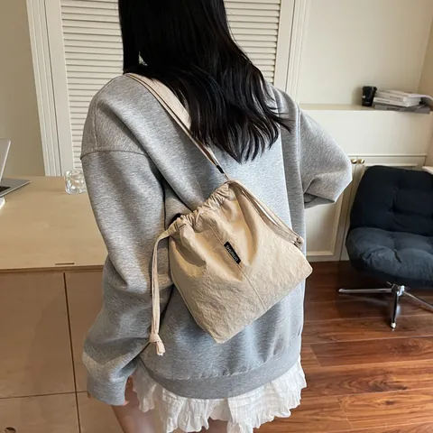 Bolso de Cubo Casual de Tejido Oxford para Mujer Bolso Bandolera de Nailon Ligero Minimalista de Color Sólido