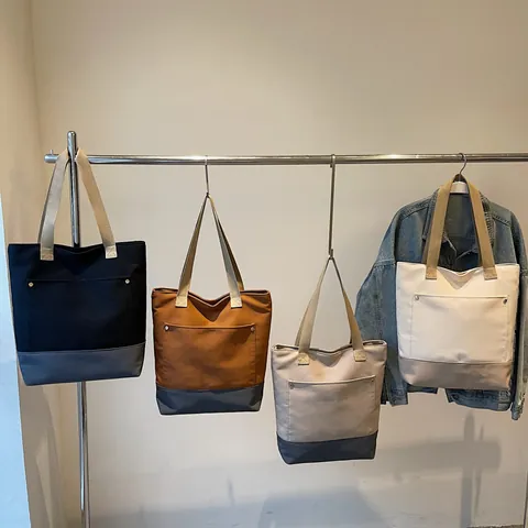 Damen Canvas Tragetasche Im Koreanischen Stil Große Kapazität Einfache Farbblock Schultertasche Mit Nieten Lässige Handtasche