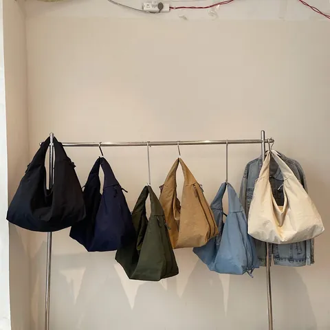 Damen Große Kapazität Tragetasche Minimalistisiert Einfarbig Lässig Umhängetasche Nylon Pendeln Hobo Handtasche