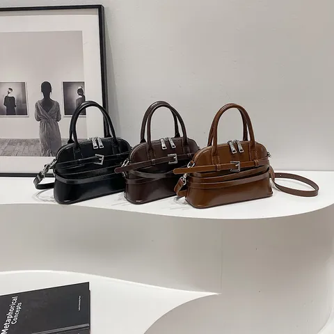 Vintage PU Leather Shell Crossbody Bag For Women Luxury Urban Simple Shoulder Bag With Double Zipper And Belt Buckle Decoration Large Capacity Handbag