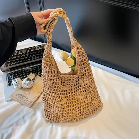 Trendy Hollow Out Woven Bucket Bag For Women 2025 Summer Fashion Knit Straw Beach Bag Casual Vacation Shoulder Bag