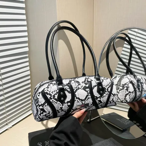 Women Trendy Snakeskin Print Underarm Bag PU Leather Python Texture Shoulder Bag Retro Rivet Stitching Simple Handbag