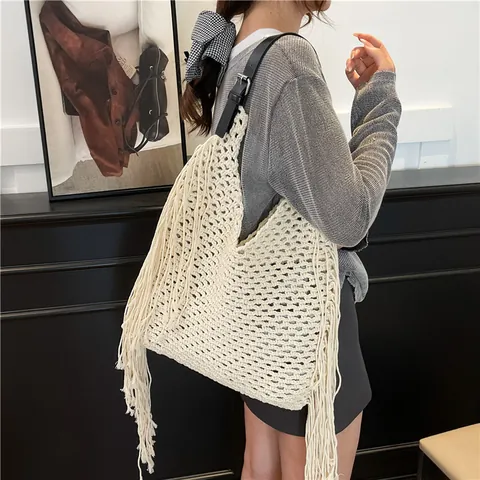 Bolso de Hombro de Ganchillo Calado Retro para Mujer con Borlas Estilo Bohemio Gran Capacidad Bolso de Playa Regalo