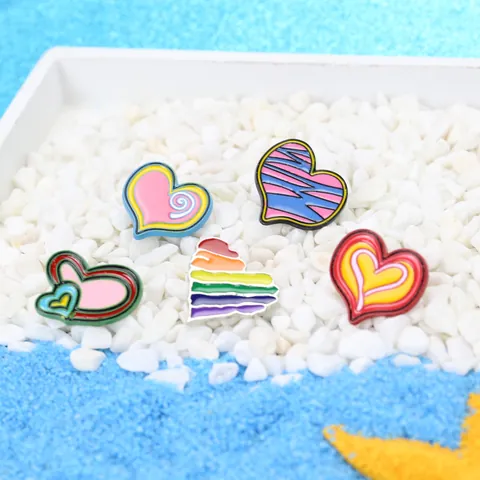 Cartoon Emaille Hart Broche Pin Zinklegering Regenboog Badge Voor Kleding Rugzak Accessoires Student Cadeau Mode Sieraden