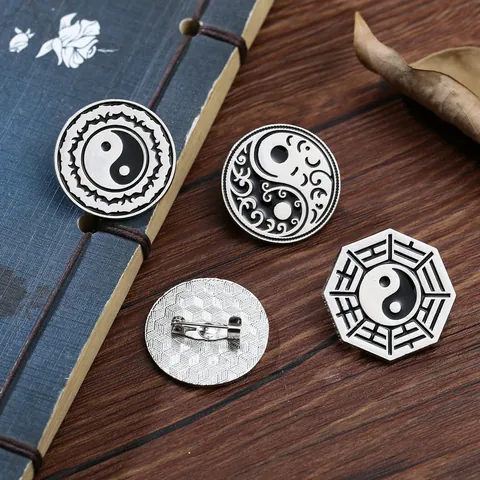 Vintage Chinesischer Stil Tai Chi Bagua Legierung Emaille Brosche Pin Yin Yang Oktogonal Rund Abzeichen Für Kleidung Rucksack Zubehör