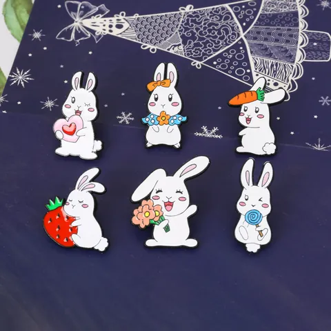 Süße Cartoon Weiße Hase Emaille Brosche Pins Zinklegierung Tier Reversnadel Für Damen Mädchen Kleidung Taschen Deko Zubehör