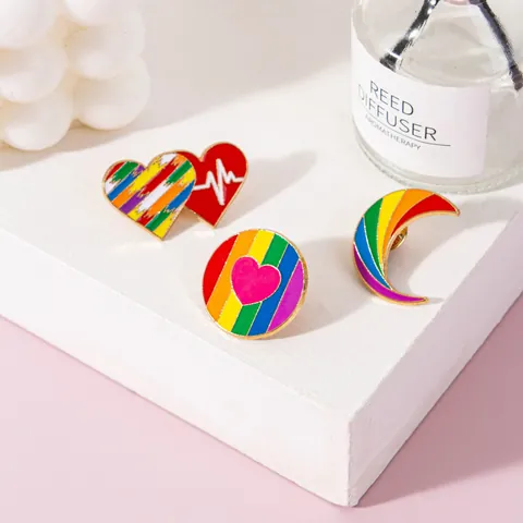 Creative Rainbow Moon Heart ECG Enamel Brooch Zinc Alloy Drip Oil Lapel Pin Badge For Bags Clothes Women Men Fashion Jewelry