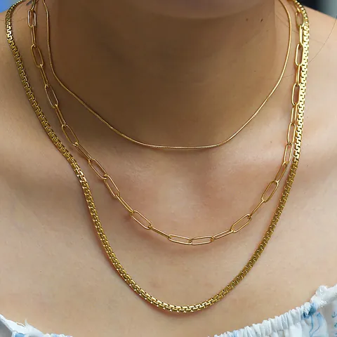 Conjunto de Collares de Tres Capas de Acero Inoxidable Chapado en Oro Con Cadena de Serpiente Clip y Caja para Mujer Joyería Minimalista