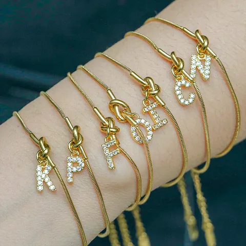 18K Vergulde Roestvrijstalen Slangenketting Letter Armband Met Knoop Ontwerp Ingelegde Zirconia Verstelbare Sieraden Cadeau Voor Dames