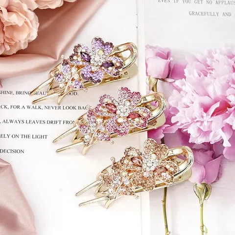 Elegant Rhinestone Flower Hair Claw Clip For Women Vintage Alloy Floral Butterfly Hair Clips For Wedding Party Hair Styling Accessories
