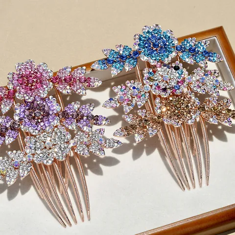 Elegante Legering Strass Bloem Haarkam Voor Vrouwen Vintage Floral Multi Tand Haarklem Bruiloft Feest Bruids Hoofdtooi Accessoire