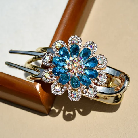 Elegant Alloy Rhinestone Flower Hair Claw Vintage Korean Style Crystal Hair Clip Decorative Hairpin Jewelry For Women Party