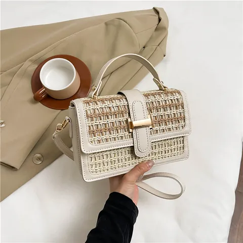 Dames Zomer Stroweven Kleine Vierkante Crossbody Tas Met PU Lederen Trim Verstelbare Schouderband Strand Vakantie Handtas