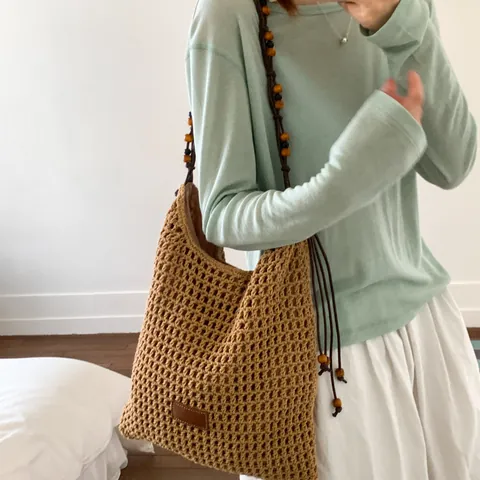 Women Woven Tote Bag Handmade Crochet Hollow Out Straw Shoulder Bag With Wooden Beads Strap Bohemian Summer Beach Handbag